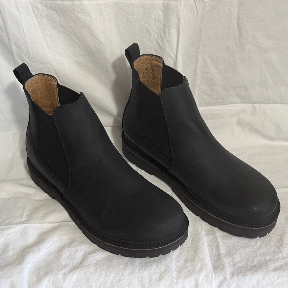 Black Chelsea Boots